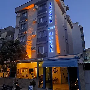 Otel Ikarus ***
