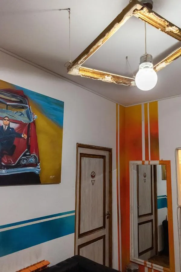 Hostel Bauhaus Бухарест