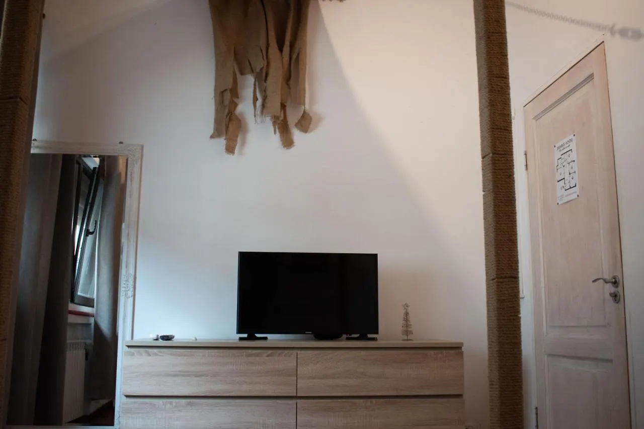 Hostel Bauhaus Бухарест