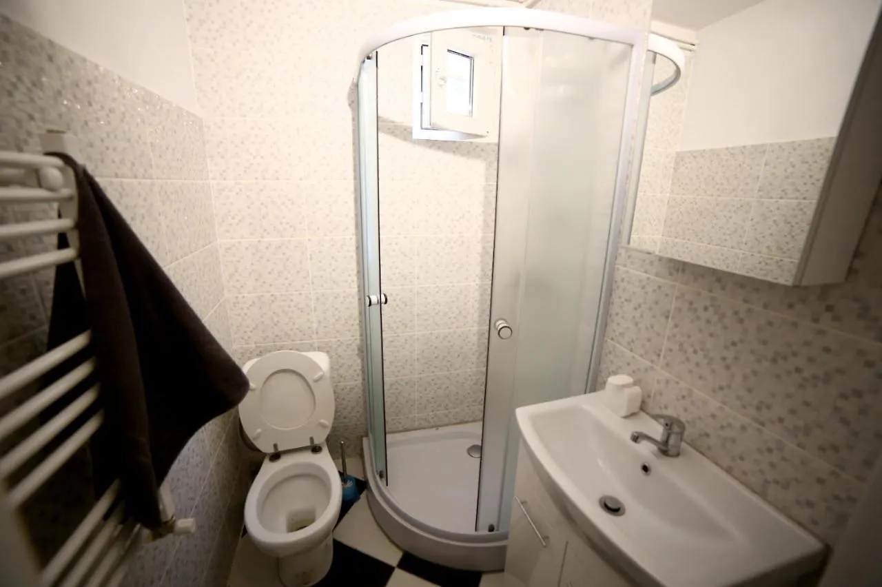 Hostel Bauhaus Бухарест 0*,
